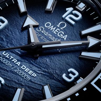 OMEGA Seamaster Planet Ocean Ultra Deep Summer Blue 45.5 Referenz: 215.30.46.21.03.002 Produktbild 3