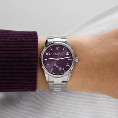 NOMOS Glashütte Club Sport Neomatik Purple Referenz: 757 Produktbild 4