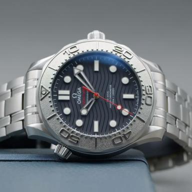 OMEGA Seamaster Diver 300M Nekton 42 Referenz: 210.30.42.20.01.002 Produktbild 10