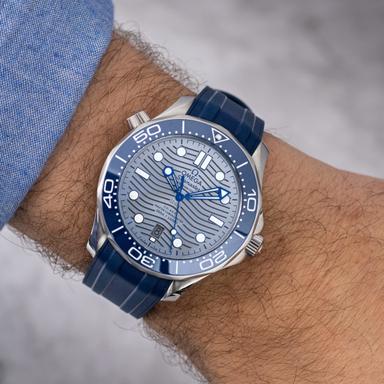 OMEGA Seamaster Diver 300M 42 Referenz: 210.32.42.20.06.001 Produktbild 2