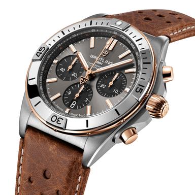 Breitling Chronomat B01 42 Triumph Referenz: TB0134101M1X1 Produktbild 2