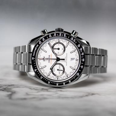 OMEGA Speedmaster Racing Chronograph 44 Referenz: 329.30.44.51.04.001 Produktbild 4