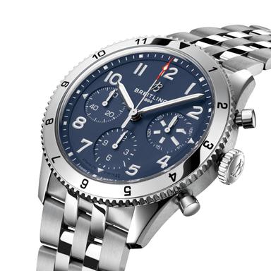 Breitling Classic Avi Chronograph 42 Tribute To Vought F4U Corsair  Referenz: A233801A1C1A1 Produktbild 2