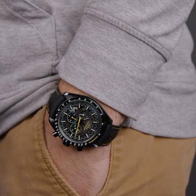 OMEGA Speedmaster Dark Side Of The Moon Apollo 8 Referenz: 311.92.44.30.01.001 Produktbild 4