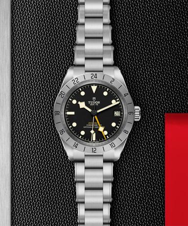 TUDOR Black Bay Pro Referenz: M79470-0001 Produktbild 2