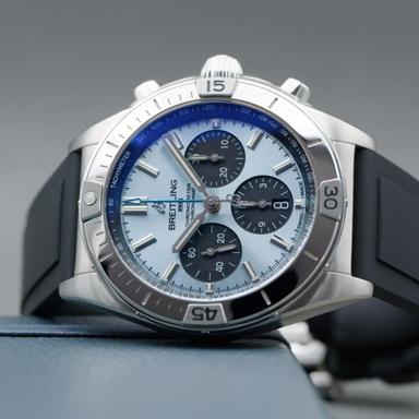 Breitling Chronomat B01 42 Referenz: PB0134101C1S1 Produktbild 5