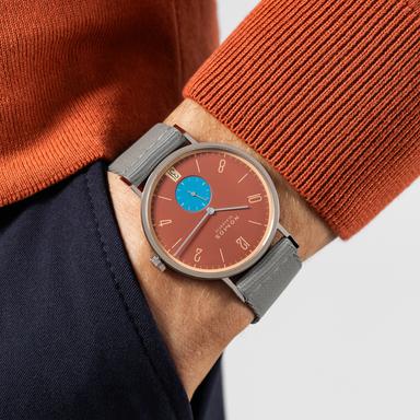 NOMOS Glashütte Tangente 38 Datum Ziegelblau Referenz: 179.S27 Produktbild 2