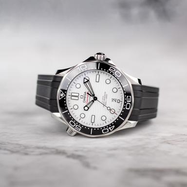 OMEGA Seamaster Diver 300M 42 Referenz: 210.32.42.20.04.001 Produktbild 5