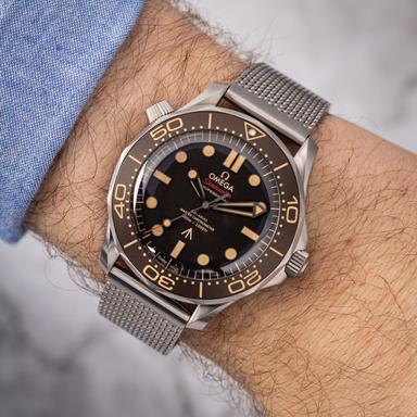 OMEGA Seamaster Diver 300M 42 James Bond Titan Referenz: 210.90.42.20.01.001 Produktbild 3