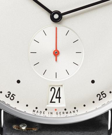 NOMOS Glashütte Metro 38 Datum Referenz: 1102 Produktbild 3