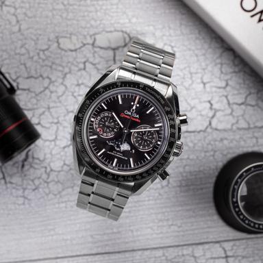 OMEGA Speedmaster Moonphase Chronograph Referenz: 304.30.44.52.01.001 Produktbild 3