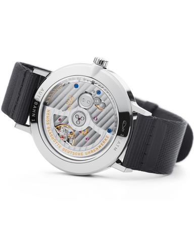 NOMOS Glashütte Autobahn Neomatik 41 Datum Sportgrau Referenz: 1303 Produktbild 3