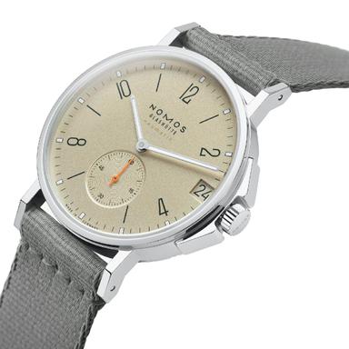 NOMOS Glashütte Ahoi Neomatik 38 Datum Sand Referenz: 527 Produktbild 3