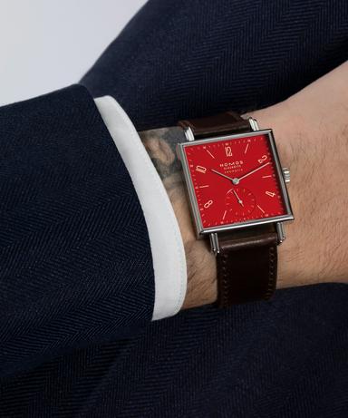 NOMOS Glashütte Tetra Neomatik Red - 175 Years Watchmaking Glashütte Referenz: 421.S2 Produktbild 4