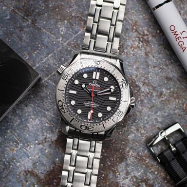 OMEGA Seamaster Diver 300M Nekton 42 Referenz: 210.30.42.20.01.002 Produktbild 6