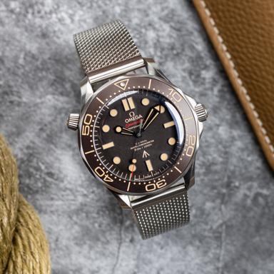 OMEGA Seamaster Diver 300M 42 James Bond Titan Referenz: 210.90.42.20.01.001 Produktbild 5