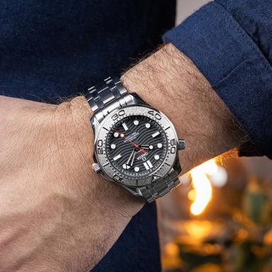 OMEGA Seamaster Diver 300M Nekton 42 Referenz: 210.30.42.20.01.002 Produktbild 3