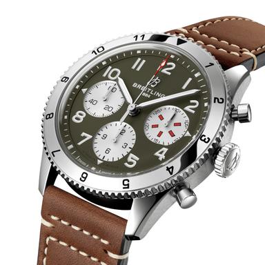 Breitling Classic Avi Chronograph 42 Curtiss Warhawk Referenz: A233802A1L1X1 Produktbild 2