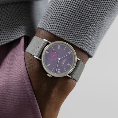 NOMOS Glashütte Tangente 38 Datum Mauvegrün Referenz: 179.S9 Produktbild 2