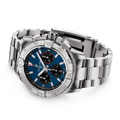 Breitling Avenger B01 Chronograph 42 Referenz: AB0146101C1A1 Produktbild 2