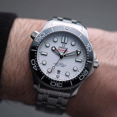 OMEGA Seamaster Diver 300M 42 Referenz: 210.30.42.20.04.001 Produktbild 2