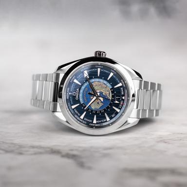 OMEGA Seamaster Aqua Terra GMT Worldtimer 43 Referenz: 220.10.43.22.03.001 Produktbild 3