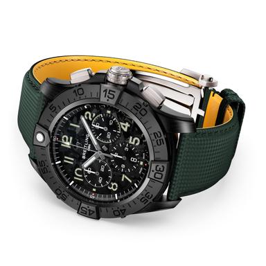 Breitling Avenger Automatic B01 Chronograph 46 Night Mission Referenz: SB0148101B1X1 Produktbild 2