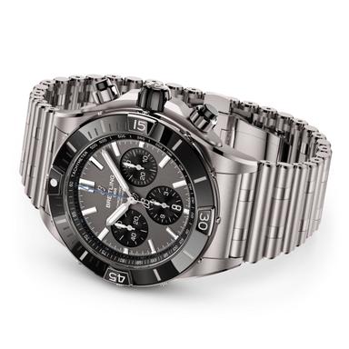 Breitling Super Chronomat B01 44 Referenz: EB0136251M1E1 Produktbild 2