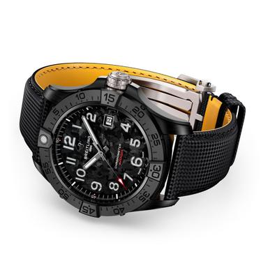 Breitling Avenger Automatic 42 Night Mission Referenz: S17328101B1X1 Produktbild 2