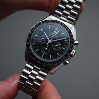 OMEGA Speedmaster Moonwatch Saphir Chronograph Referenz: 310.30.42.50.01.002 Produktbild 4