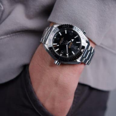 OMEGA Seamaster Planet Ocean 600M 39,5 Referenz: 215.30.40.20.01.001 Produktbild 2