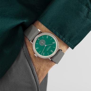 NOMOS Glashütte Tangente 38 Datum Schlossgrün Referenz: 179.S26 Produktbild 2